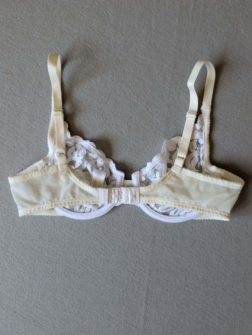 Vintage Wacoal Lace Arabesque Style 85199 Unlined Underwire Bra Ivory White 36B image 3